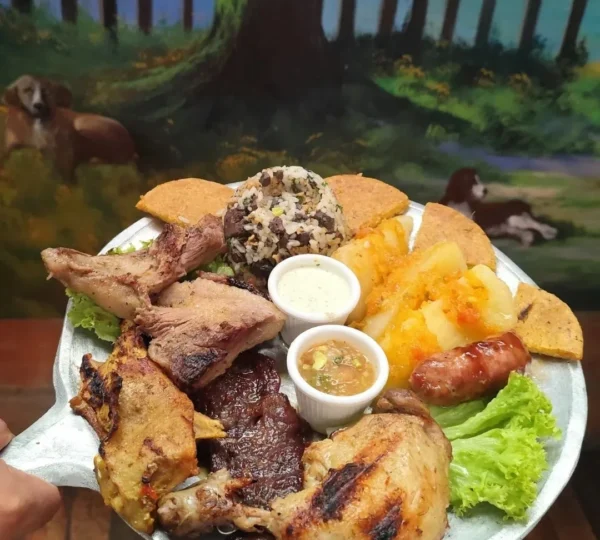 Restaurante LA COSECHA TÍPICA