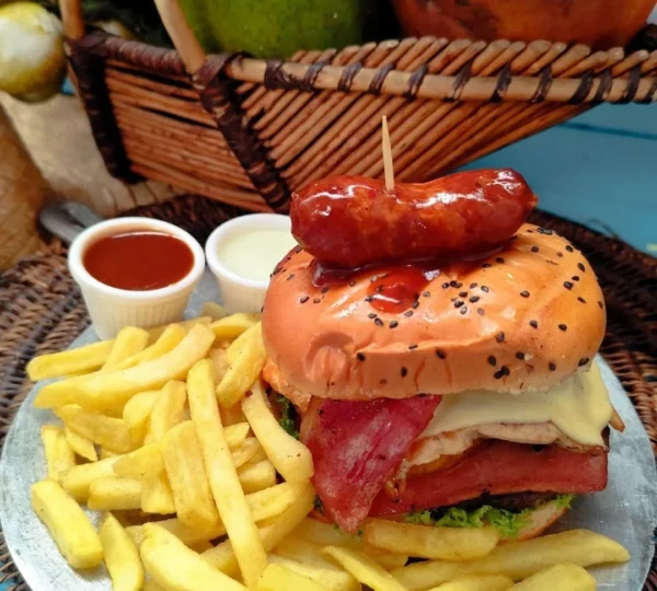 Restaurante LA COSECHA TÍPICA