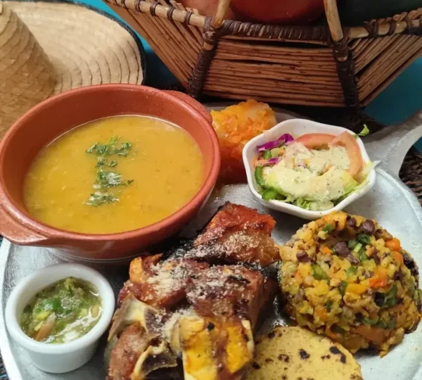 Restaurante LA COSECHA TÍPICA