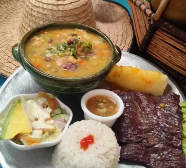 Restaurante LA COSECHA TÍPICA