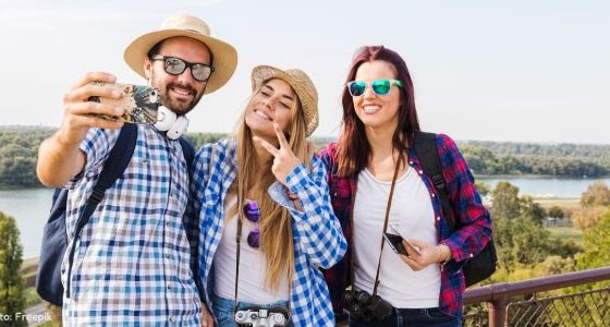 🎯 Colombianos entre 30 y 39 años lideran los viajes al exterior en 2025