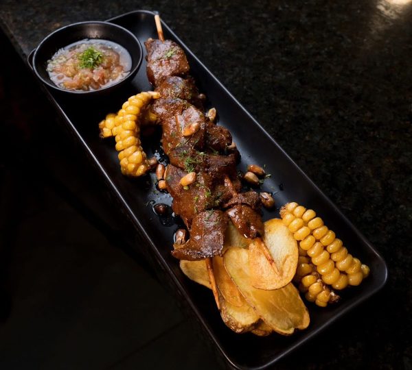 Juan Sebiche. Restaurante. Comida Peruana
