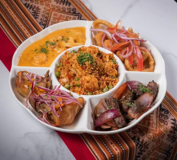 Juan Sebiche. Restaurante. Comida Peruana