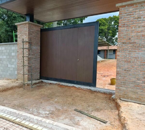 Metálicos Construcciones y Servicios