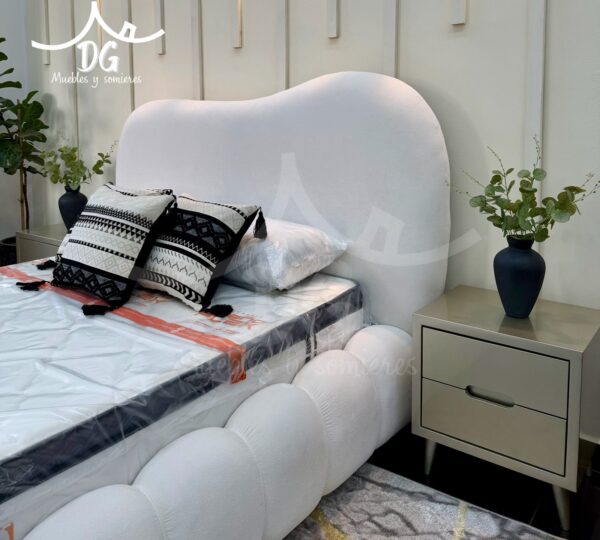 D G Muebles y Somieres.