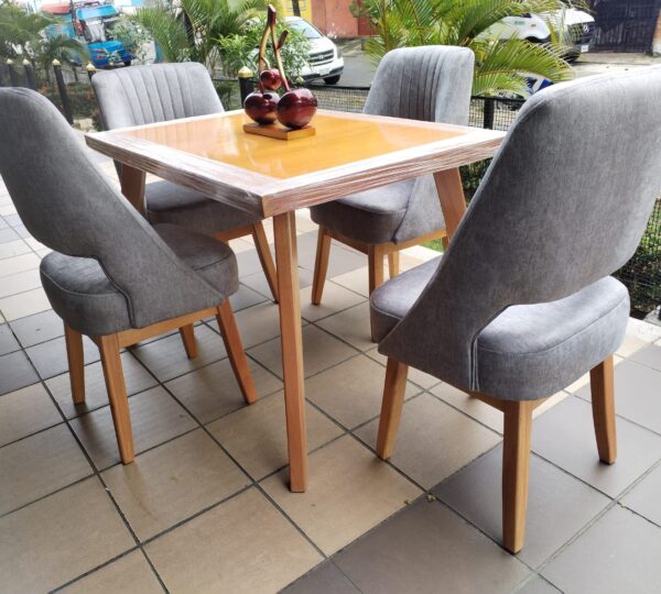 Luna Muebles y Colchones